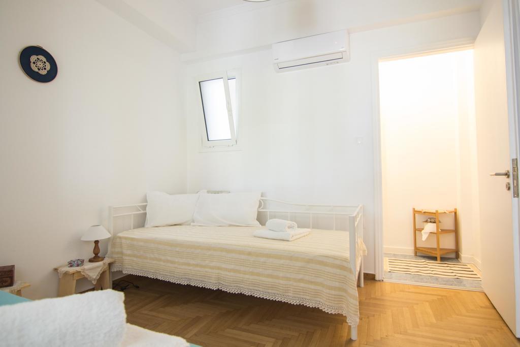 Athenian Blue - Family Apt 5' Minutes From Acropolis Museum 외부 사진