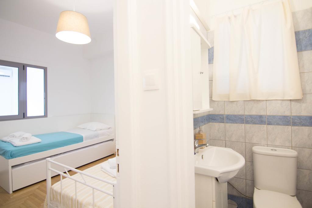 Athenian Blue - Family Apt 5' Minutes From Acropolis Museum 외부 사진