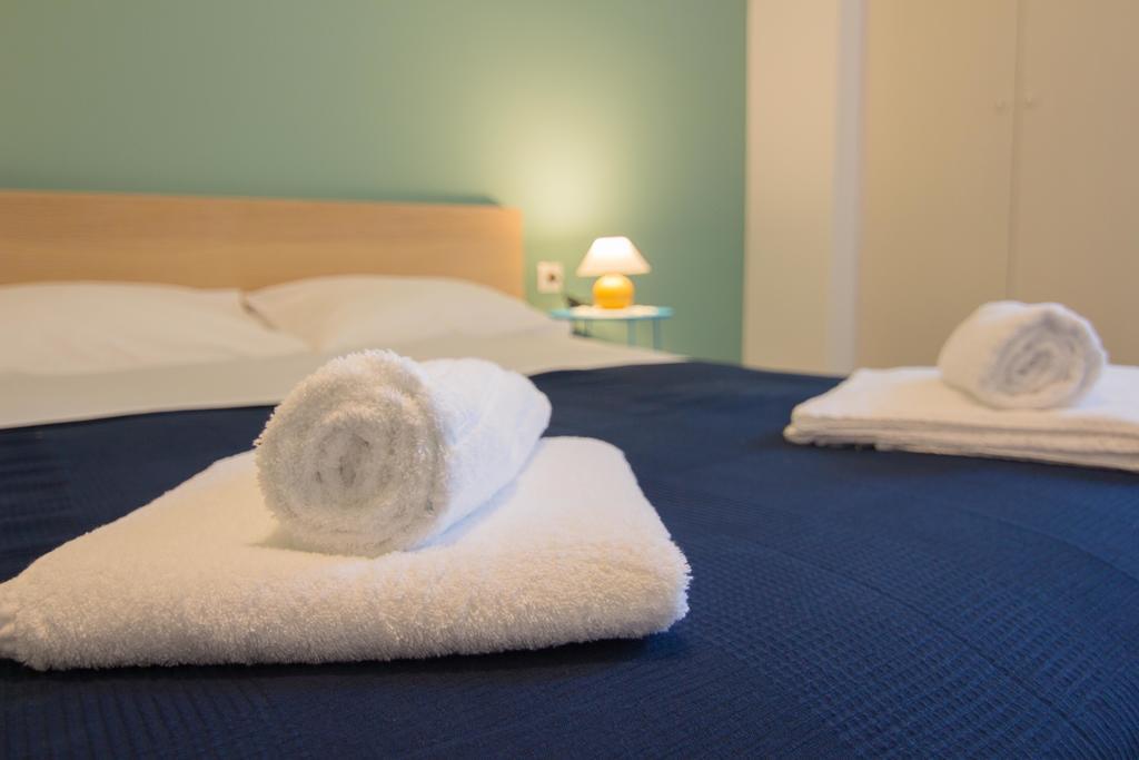 Athenian Blue - Family Apt 5' Minutes From Acropolis Museum 외부 사진
