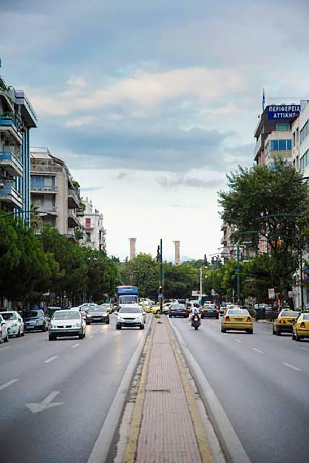 Athenian Blue - Family Apt 5' Minutes From Acropolis Museum 외부 사진
